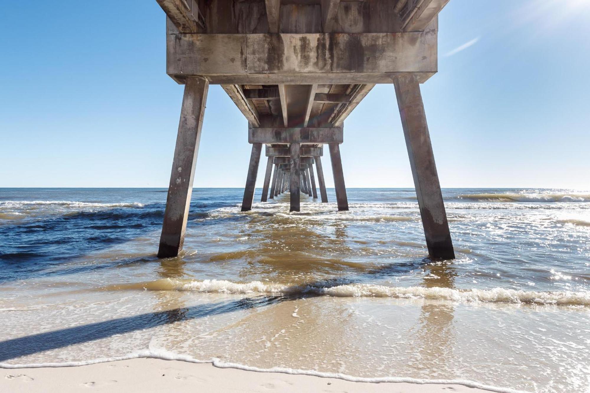 Nautilus 1201 - Gulf Front 2 Bedroom Huge Wrap Around Balcony 2Nd Floor! Fort Walton Beach Eksteriør billede