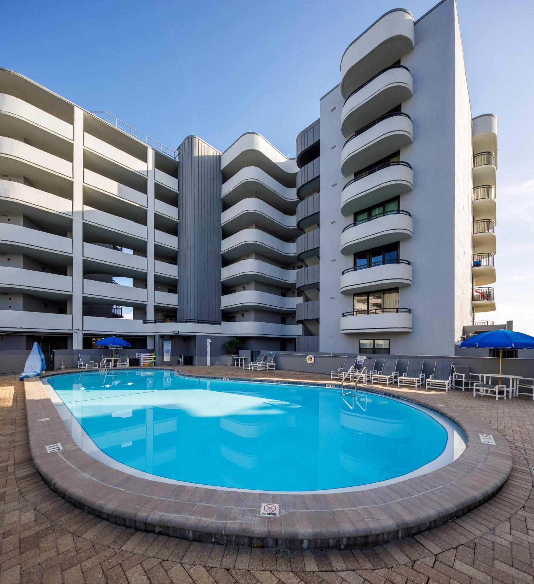 Nautilus 1201 - Gulf Front 2 Bedroom Huge Wrap Around Balcony 2Nd Floor! Fort Walton Beach Eksteriør billede