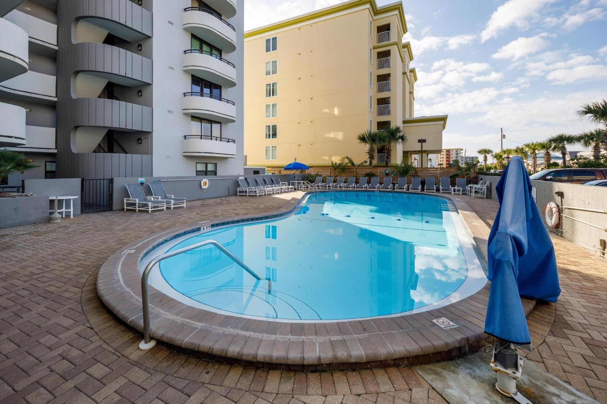 Nautilus 1201 - Gulf Front 2 Bedroom Huge Wrap Around Balcony 2Nd Floor! Fort Walton Beach Eksteriør billede
