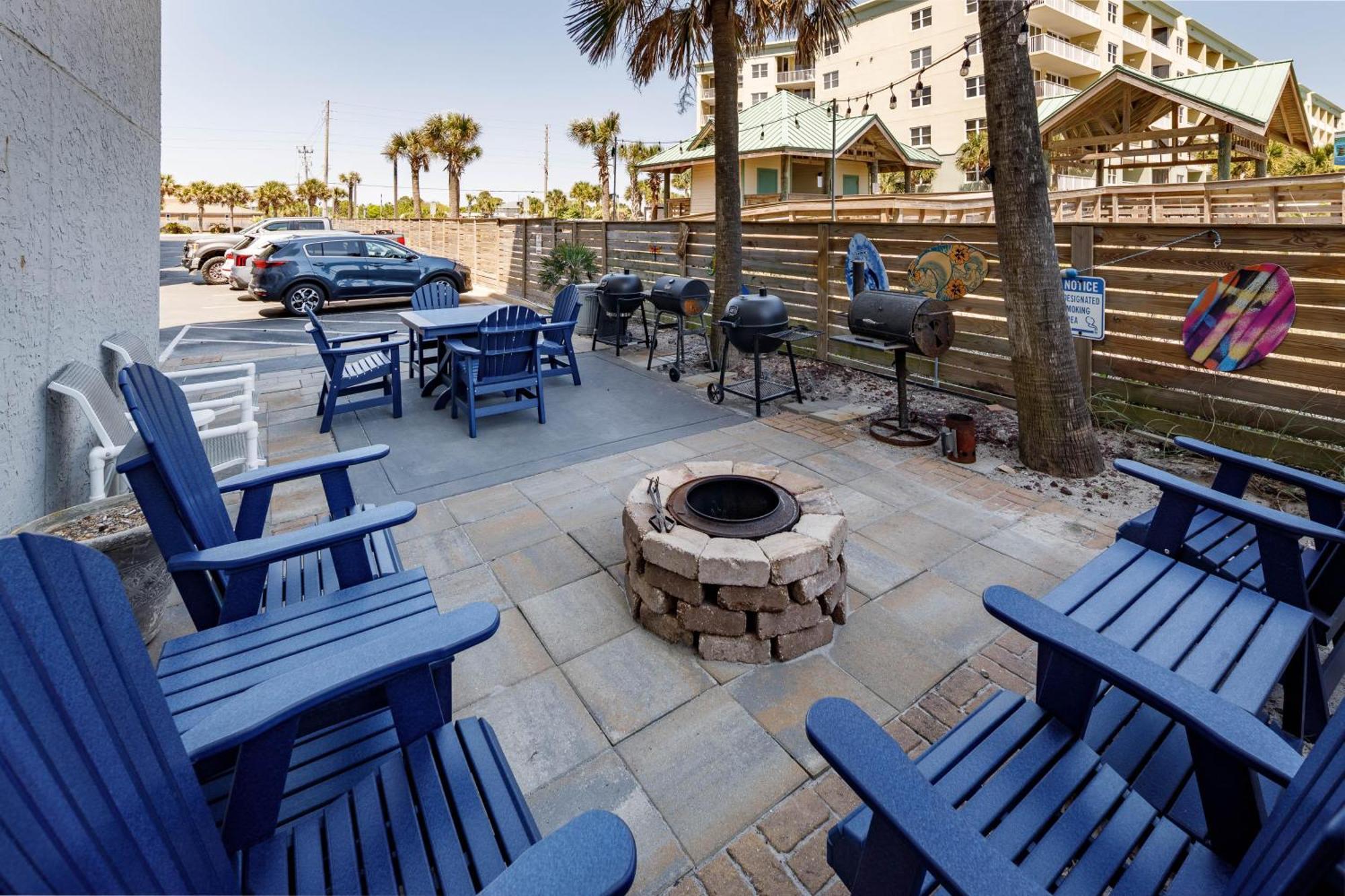 Nautilus 1201 - Gulf Front 2 Bedroom Huge Wrap Around Balcony 2Nd Floor! Fort Walton Beach Eksteriør billede